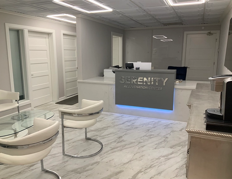 Client Consultation for Tattoo Removal in Bellevue Clinic